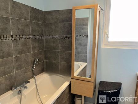 Appartement T3 OULLINS PIERRE BENITE à louer - Photo 4