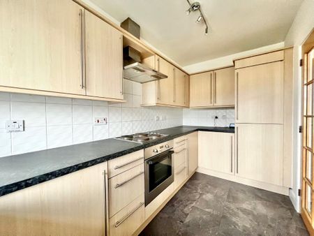 2 bedroom apartment to rent - Photo 4