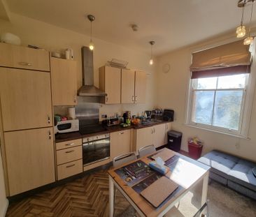 1 Bed Student Accommodation - Photo 4