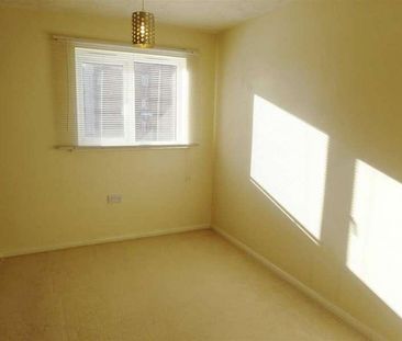 Alexandra Millderby, DE1 - Photo 3