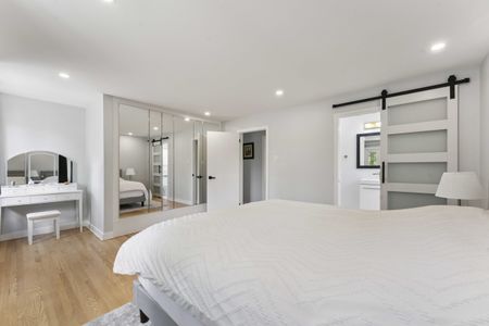 22 Welkin Crescent. Charming 4-Bedroom Home for Rent - Photo 4