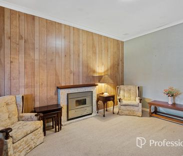 Spacious Three-Bedroom Home! - Photo 5