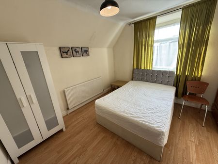 1 Bed Flat, Beckingham Road, LE2 - Photo 3