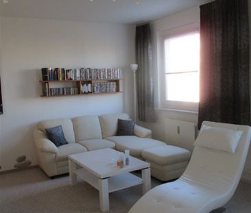 Schmuckstück: Möblierte 2-Raum-Wohnung mit Aufzug - Photo 2