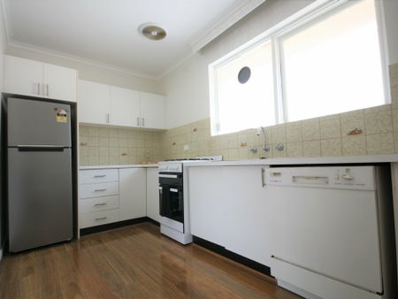 ONE BEDROOM UNIT IN SPRINGVALE - Photo 4