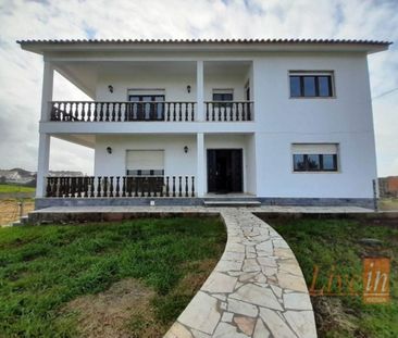 Luxury 4 room Detached House for rent in Pobral (Sao Joao das Lampa... - Photo 3