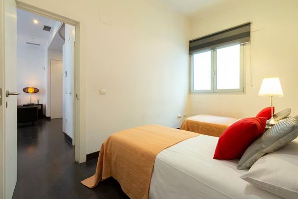 Calle Pérez Galdós, Madrid, Community of Madrid 28004 - Photo 1