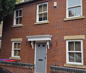 3 bedroom terraced house to rent - Photo 1
