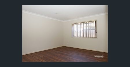 WALKING DISTANCE TO ALL LOCAL AMENITIES - Photo 4