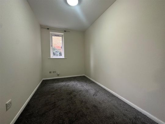 Chiswell Court, Watford - Photo 1