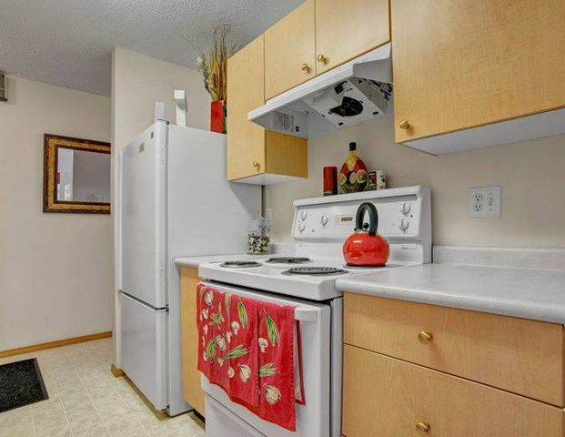 Aspen Terrace | 4920 66th St., Camrose - Photo 1