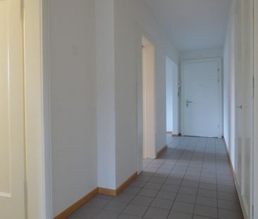 Conveniently located, living not far from the beautiful Lake Zurich! - Foto 1