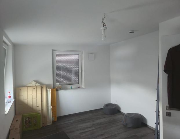 Reiheneckhaus mit hochwertiger Ausstattung in ruhiger Lage von Bremen - Photo 1