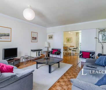 3 bedroom property to rent Brackley, Weybridge, KT13 - Photo 1