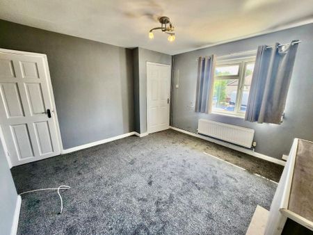 2 bedroom semi-detached house to rent - Photo 4