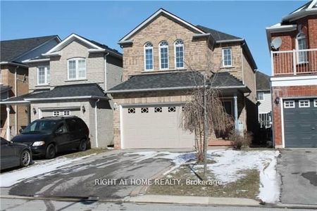 Detached Home For Lease | E8130202 - Photo 4