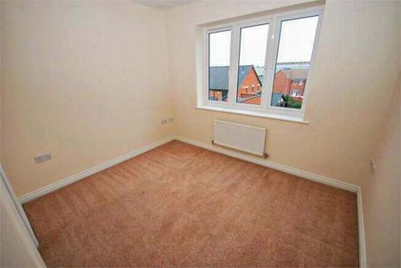 Alderman House, Rugby, Chimes Court, Butterfield Gardens, CV21 - Photo 4