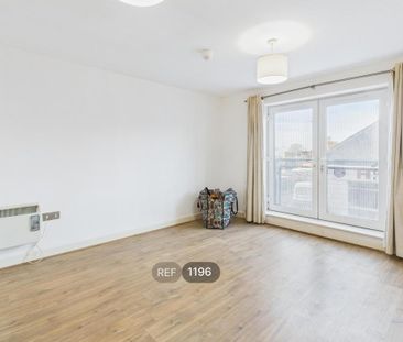 2 bedroom apartment to rent - Photo 2