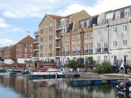 The Piazza, Sovereign Harbour South, BN23 - Photo 3