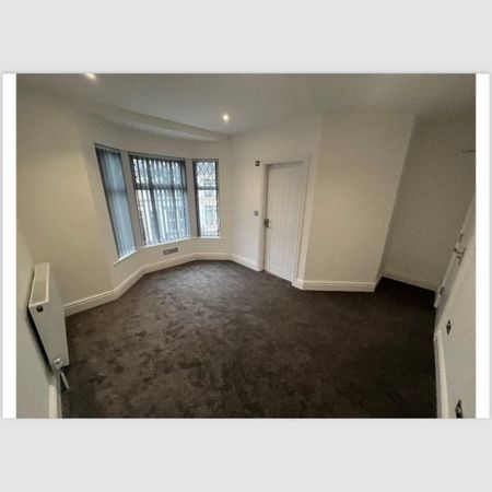 Alverstone Road, L18 1HD ***ROOM LET*** - Photo 4