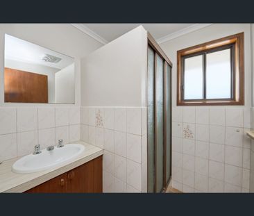 2/5 Tariff Street, Eaglehawk, Vic 3556 - Photo 6