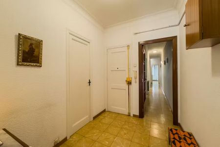 Carrer de Betlem, Barcelona, Catalonia 08012 - Foto 4