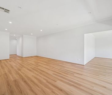 Absolutely Beautiful - Photo 6