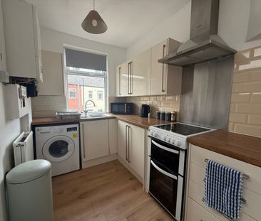 1 bed House Share - To Let - Photo 5