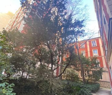 Location AppartementParis 18ème Grandes-Carrières - Photo 1