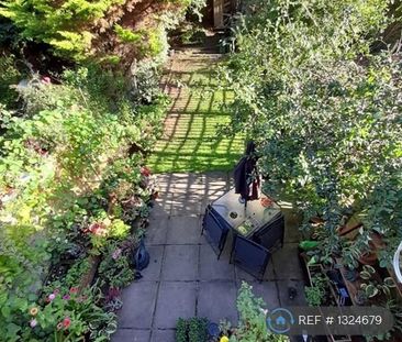 3 bedroom terraced house to rent - Photo 4