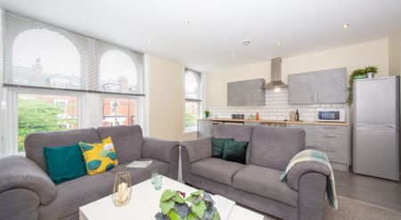 25b St Michael’s Road, Headingley, Leeds, LS6 3BG - Photo 5