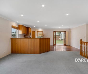 39 DEERDALE ST - Photo 3