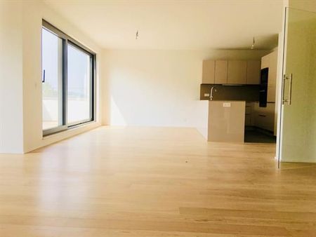 Appartement te huur - Foto 2