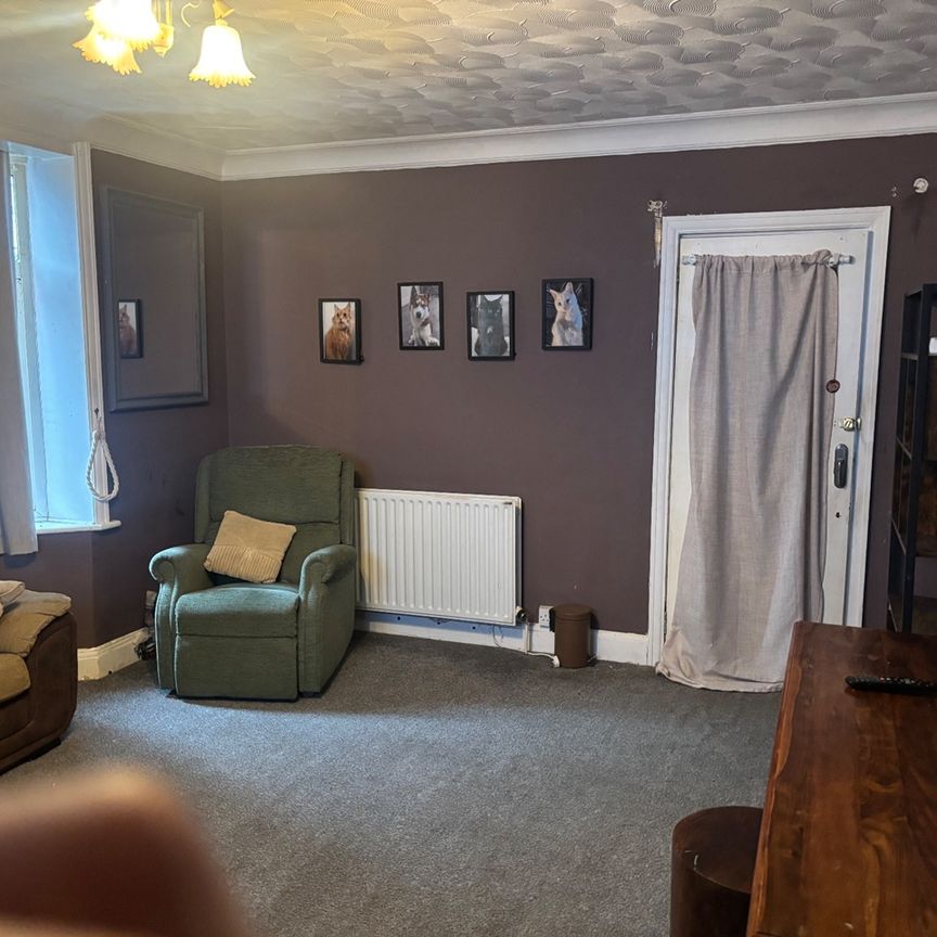 2 Bed Maisonette, Rownhams Road, SO16 - Photo 1