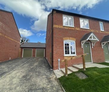 BurmeseRoad, Pinxton, NOTTINGHAM - Photo 2