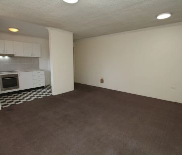 2-Bedroom Apartment in Prime Location, Just Minutes to Parramatta W... - Photo 1