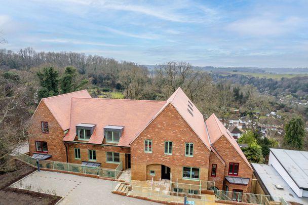 For Sale and To Let 3 Bedroom House - Photo 1