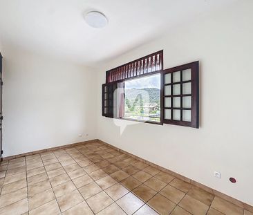 Location Appartement 3 pièces 62m² REMIRE MONTJOLY 97354 - Photo 6