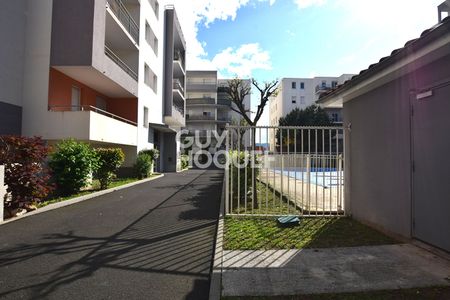 Appartement F3 avec terrasse et stationnement - Photo 3