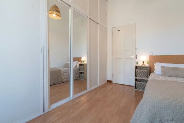 Calle de San Vicente Ferrer, Madrid, Community of Madrid 28015 - Photo 1