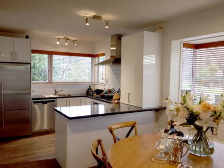 Short Term House in Cashmere- available now to 1st August 2026. - Photo 5