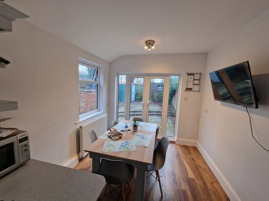St. Peters Avenue, Kettering - Photo 1