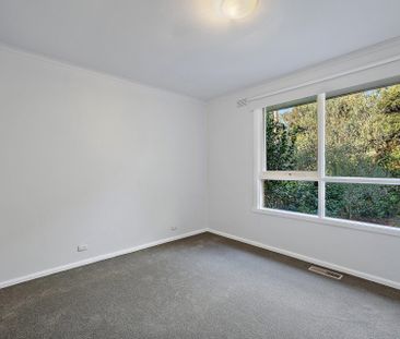 105 Pembroke Road, Mooroolbark - Photo 1
