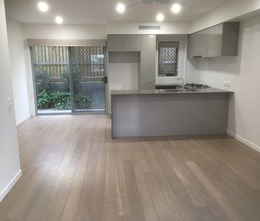 3 Bedroom Townhouse - Photo 5