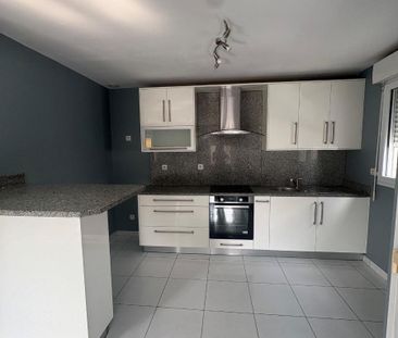 Location Appartement 3 pièces 52m² BEGLES 33130 - Photo 2