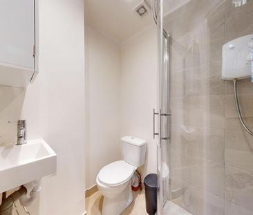 studio property to let - Photo 5