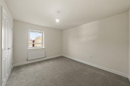 3 bedroom detached house to rent - Photo 5