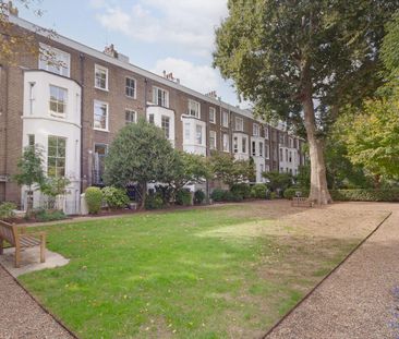 An exceptional five-bedroom Victorian family house with expansive entertaining space, a spectacular roof terrace and versatile accommodation extending to over 2,700 sq ft in the heart of Kensington. - Photo 1