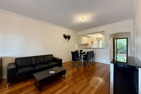 Stunning Marina-View Apartment in Dolphin Quays -Available NOW! - Photo 2