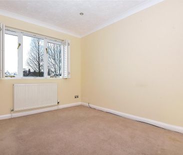 4 bedroom detached house to rent - Photo 1